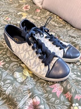 Michael Kors Logo Sneakers